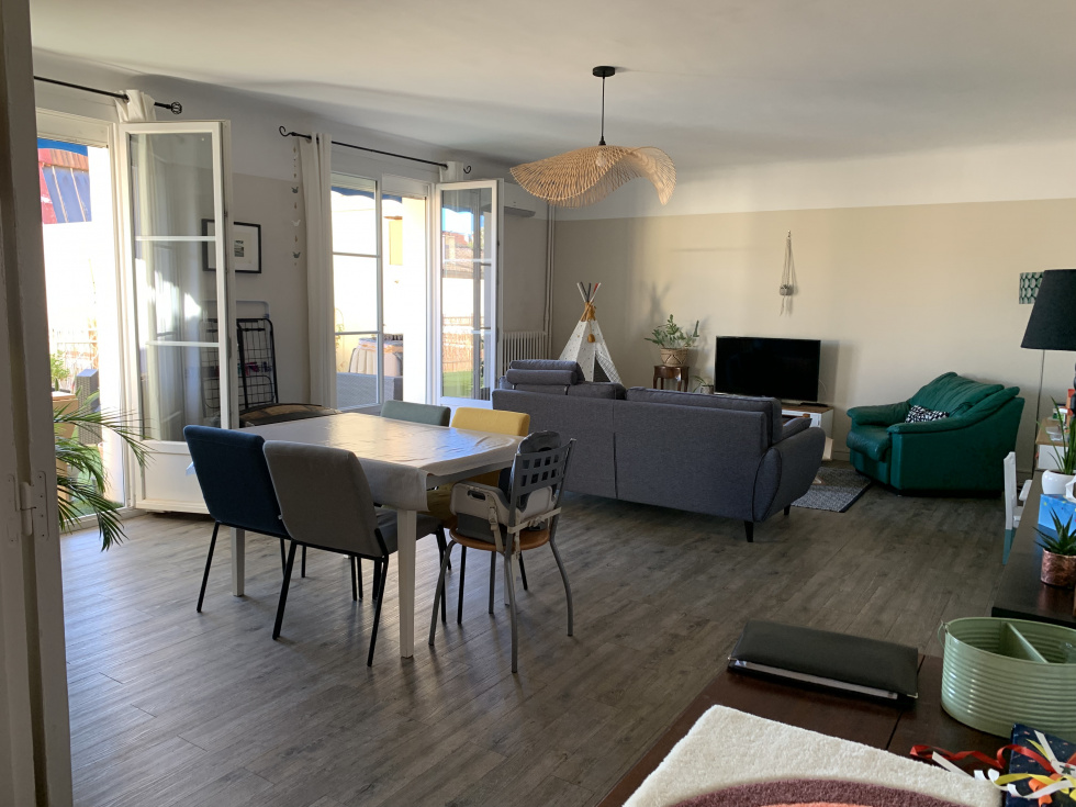 Vente Appartement 101m² 5 Pièces à Avignon (84000) - Aei Immobilier