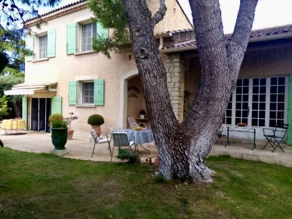Vente Maison 165m² 6 Pièces à Morières-lès-Avignon (84310) - Aei Immobilier